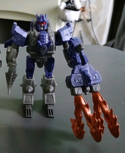Transformers cyberworld cyber - cyberworld,
